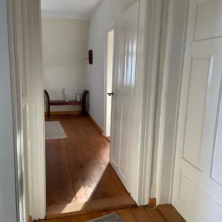 Stadtvilla Oscar 2 Og - Stilvoll Sanierte Altbauwohnung In Denkmalgeschuetzter Stadtvilla Nahe Elbradweg Dresden