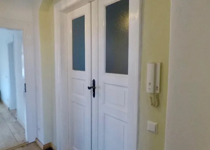 Apartamento Stadtvilla Oscar 2 Og - Stilvoll Sanierte Altbauwohnung In Denkmalgeschuetzter Stadtvilla Nahe Elbradweg