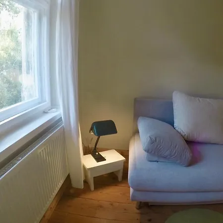 Stadtvilla Oscar 2 Og - Stilvoll Sanierte Altbauwohnung In Denkmalgeschuetzter Stadtvilla Nahe Elbradweg Appartamento *