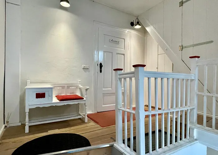 Stadtvilla Oscar 2 Og - Stilvoll Sanierte Altbauwohnung In Denkmalgeschützter Stadtvilla Nahe Elbradweg Apartamento Dresde