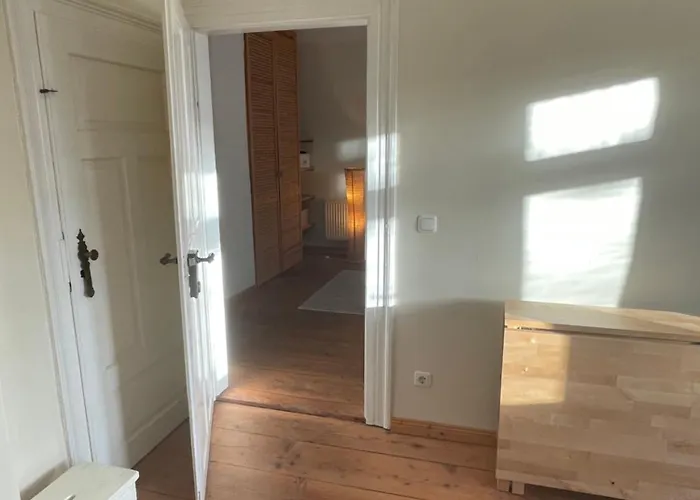 Apartamento Stadtvilla Oscar 2 Og - Stilvoll Sanierte Altbauwohnung In Denkmalgeschützter Stadtvilla Nahe Elbradweg Dresde